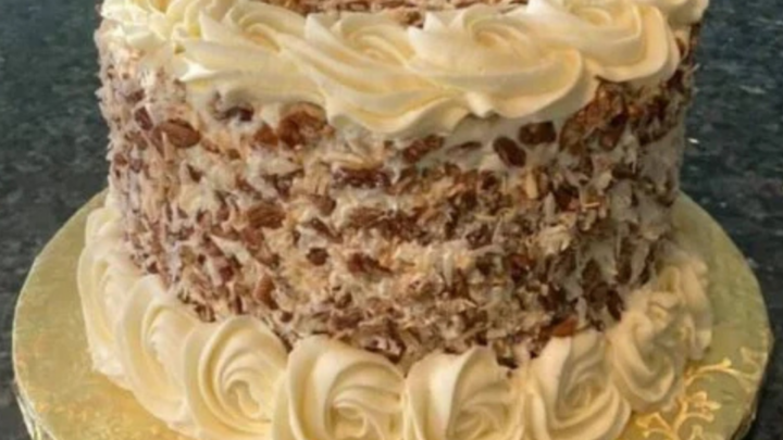Image for How to Make Italian Cream Cake from a Box Mix