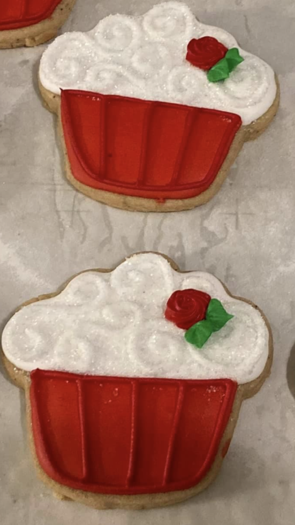 Cupcake shaped Christmas cookies