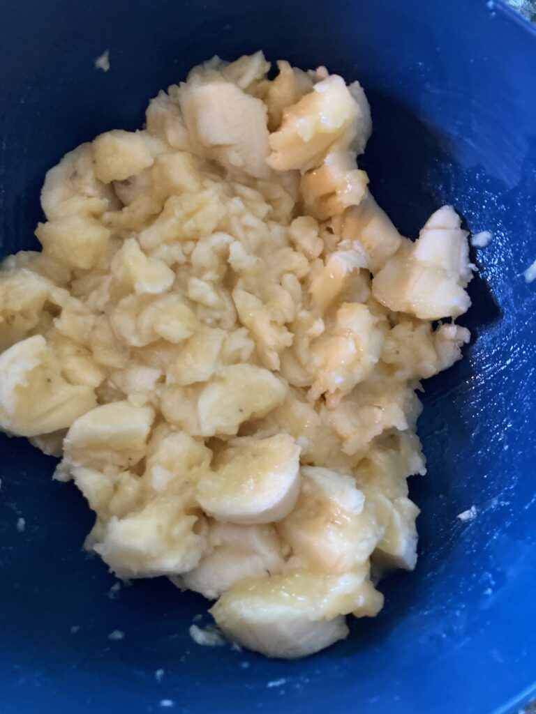 mashed bananas