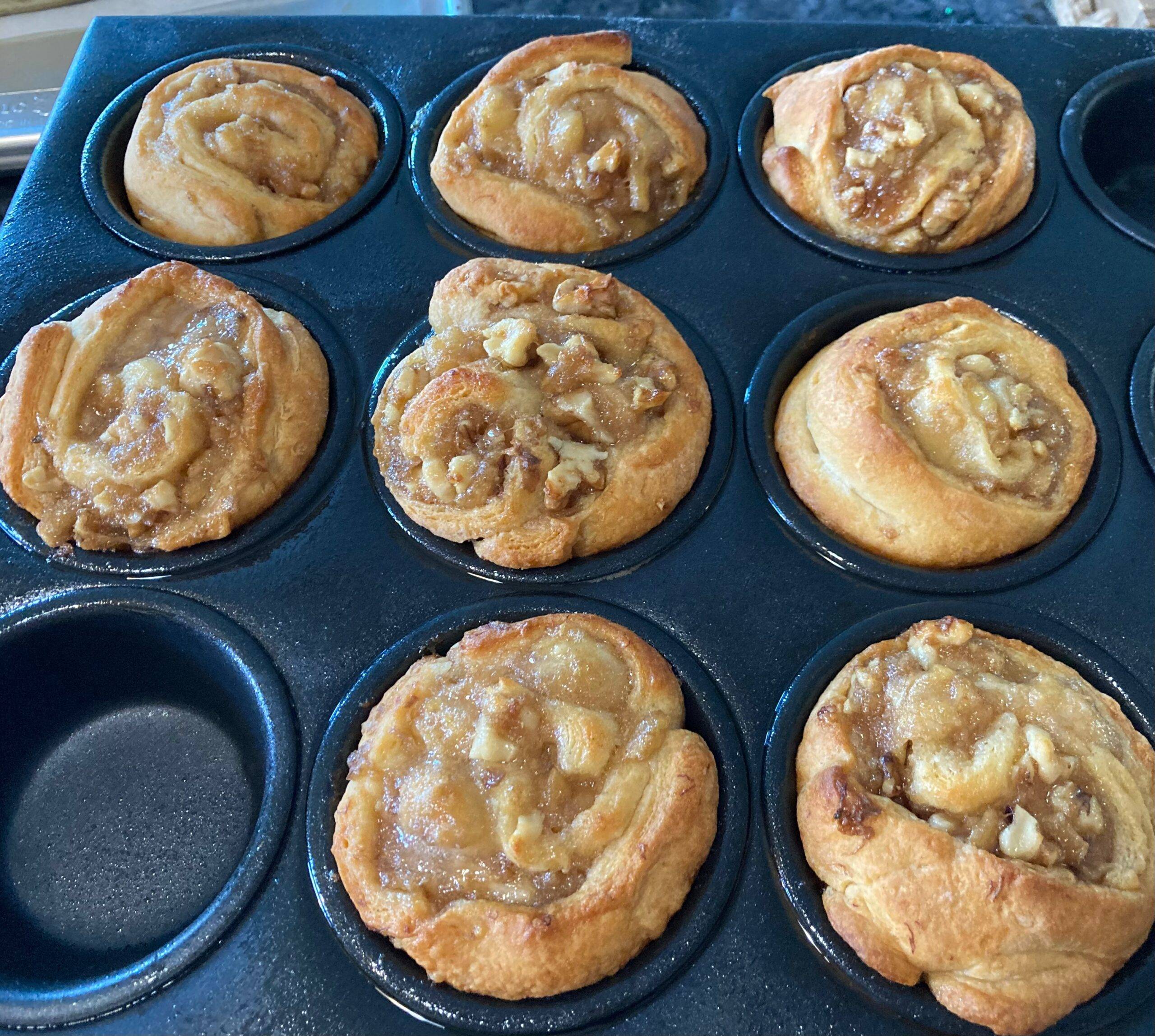 Easy Bananas Foster Cinnamon Rolls (made with crescent rolls) Out of