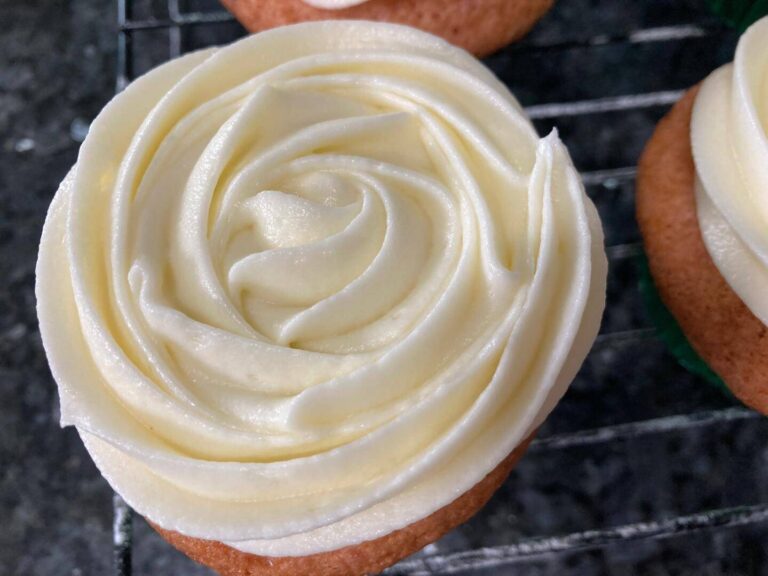 Easy Cream Cheese Frosting