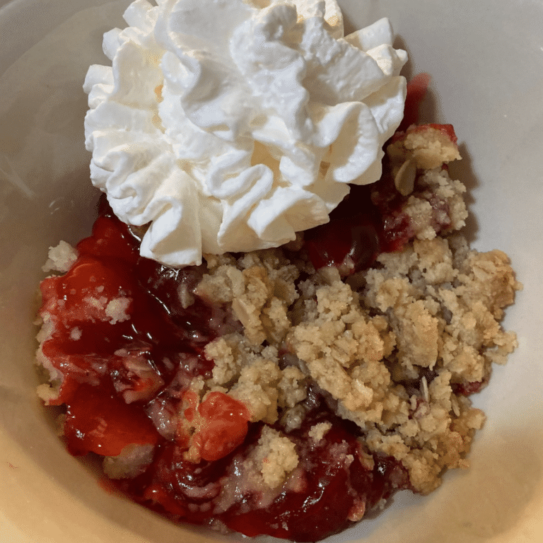 Easy Strawberry Crumble