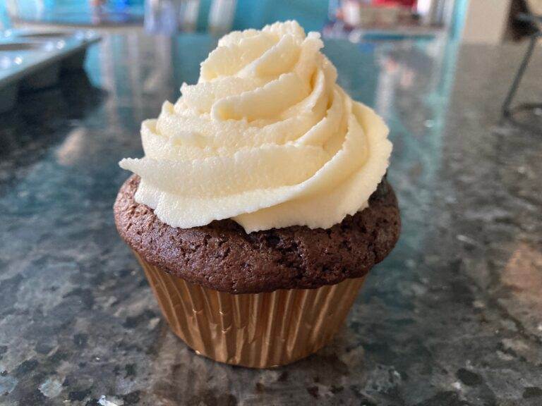 Easy Swiss Meringue Buttercream