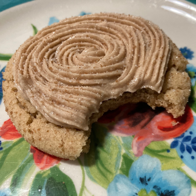 Crumbl Churro Cookie Copycat