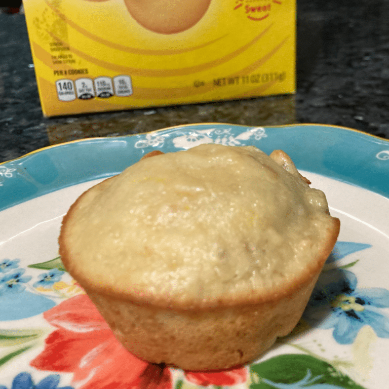 Easy Banana Pudding Muffins