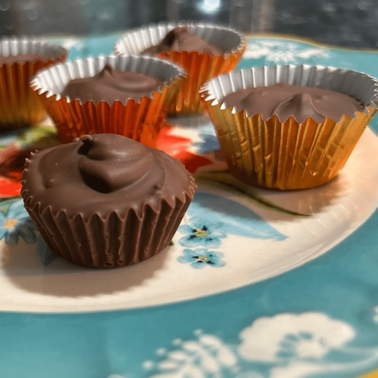 Copycat Reeseβs Peanut Butter Cups