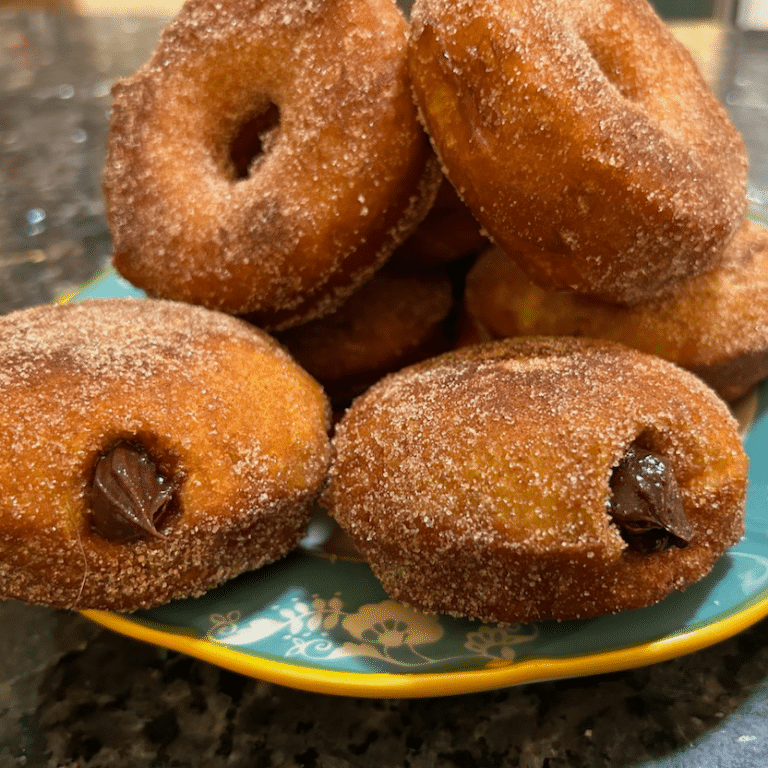 Easy Donuts Made from Canned Biscuits
