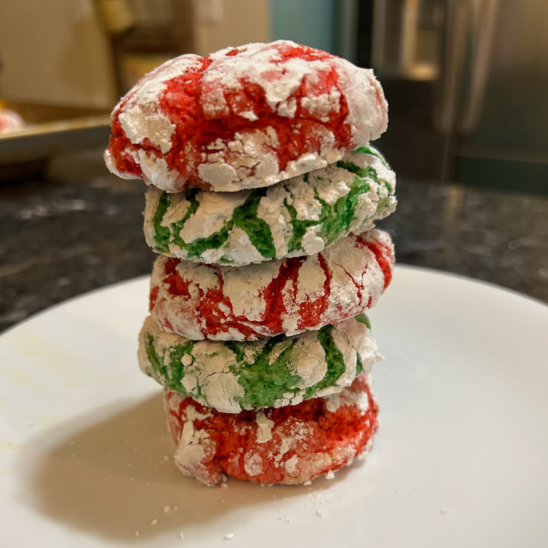 Simple Christmas Crinkle Cookies