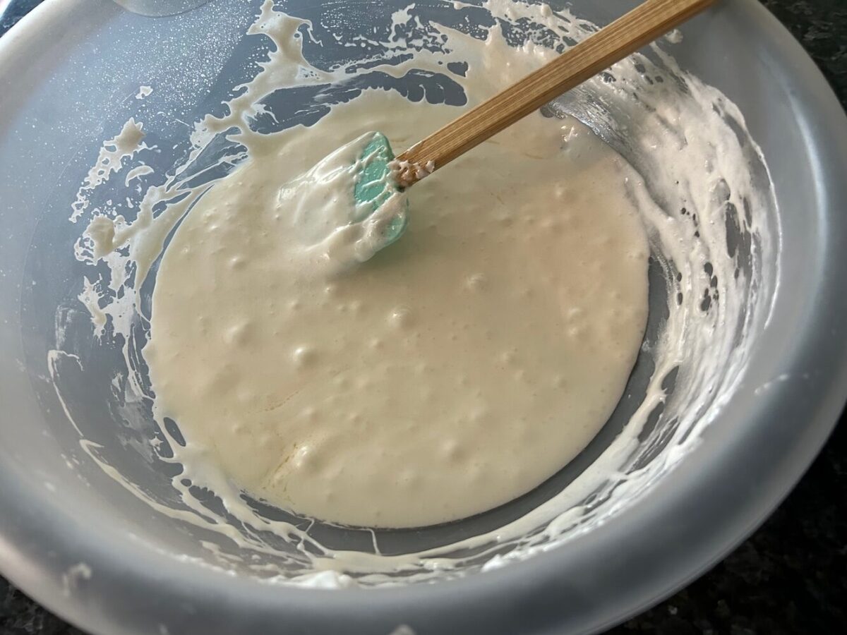How to make christmas ornaments out of soda cans