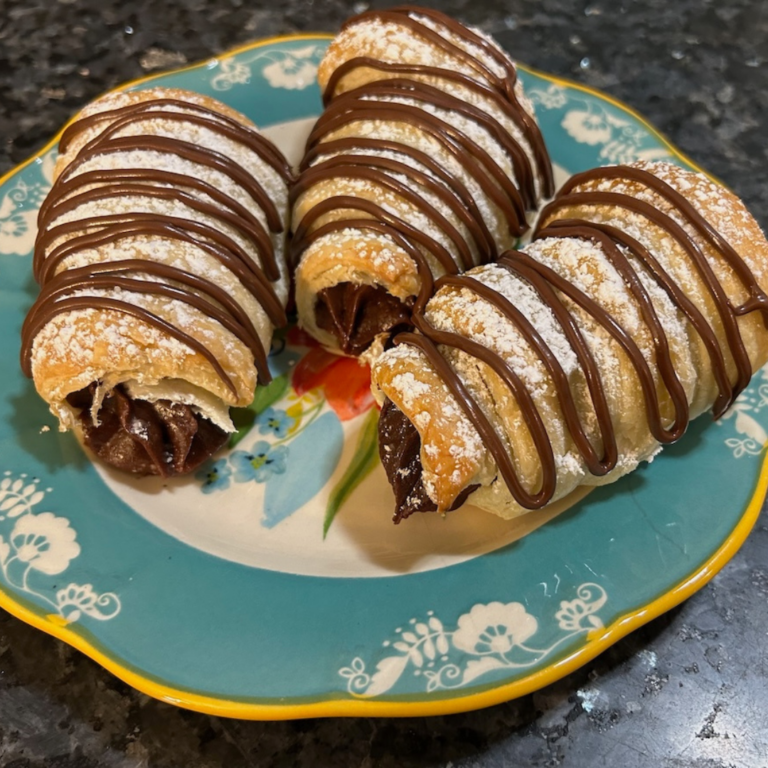 Easy Nutella Cream Horns
