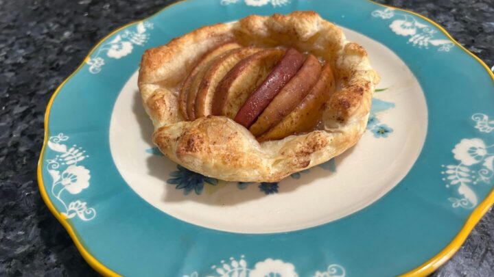 Image for Puff Pastry Apple Galettes