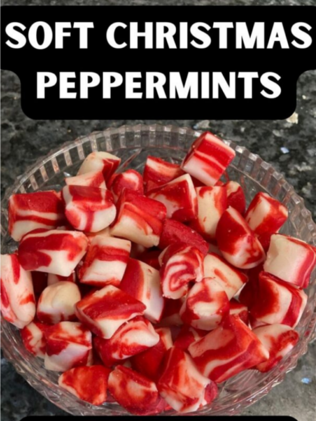Soft Christmas Peppermints (No-Bake Holiday Treat!)