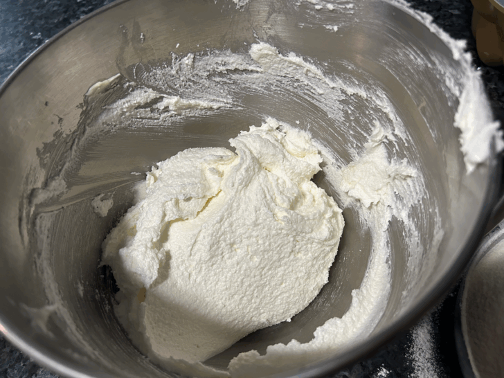 creamed butter and shortening in bowl