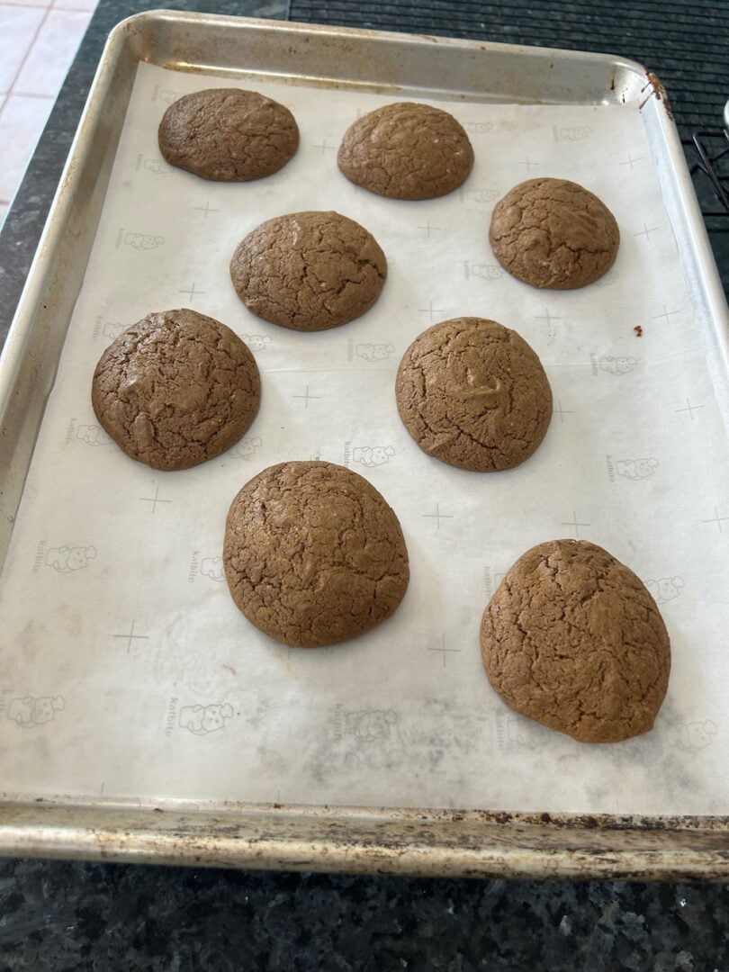 baked gingerbread cookies
