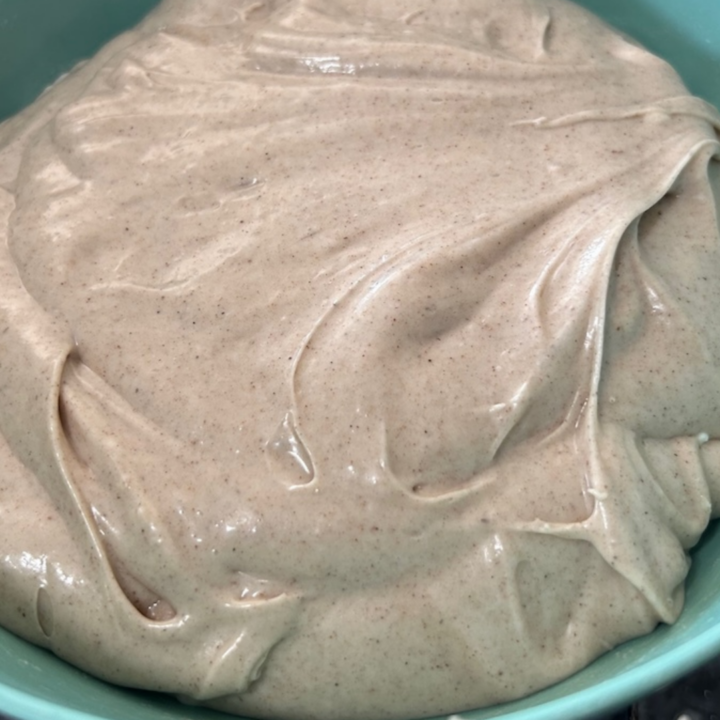 The Best Cinnamon Cream Cheese Frosting