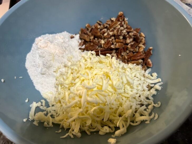 streusel topping ingredients in bowl
