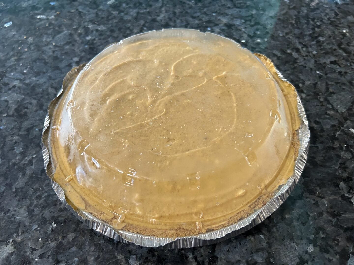 no bake pumpkin cream cheese pie with lid on container