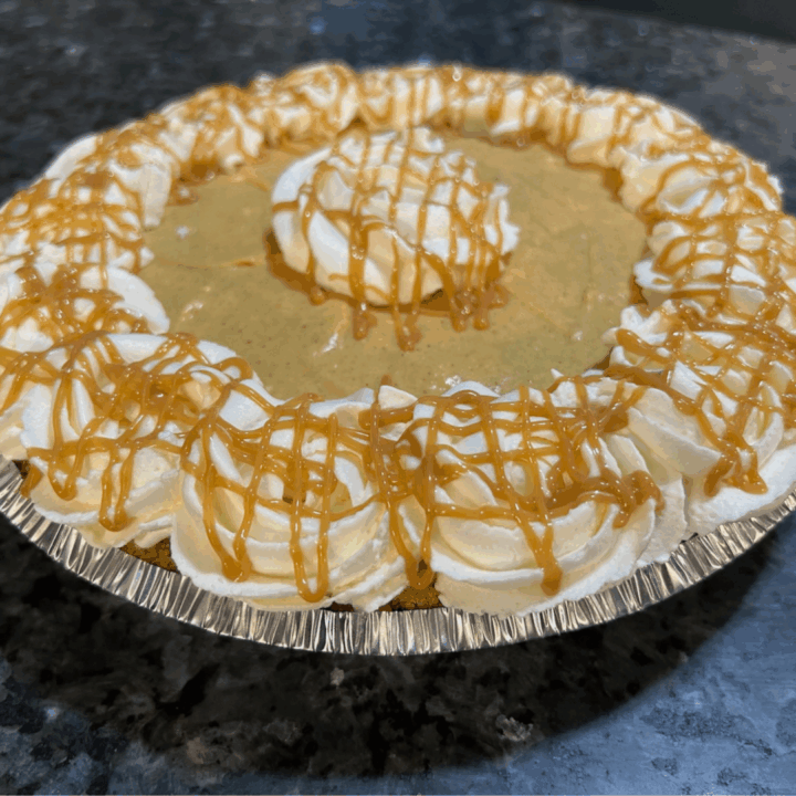 No Bake Pumpkin Cream Cheese Pie