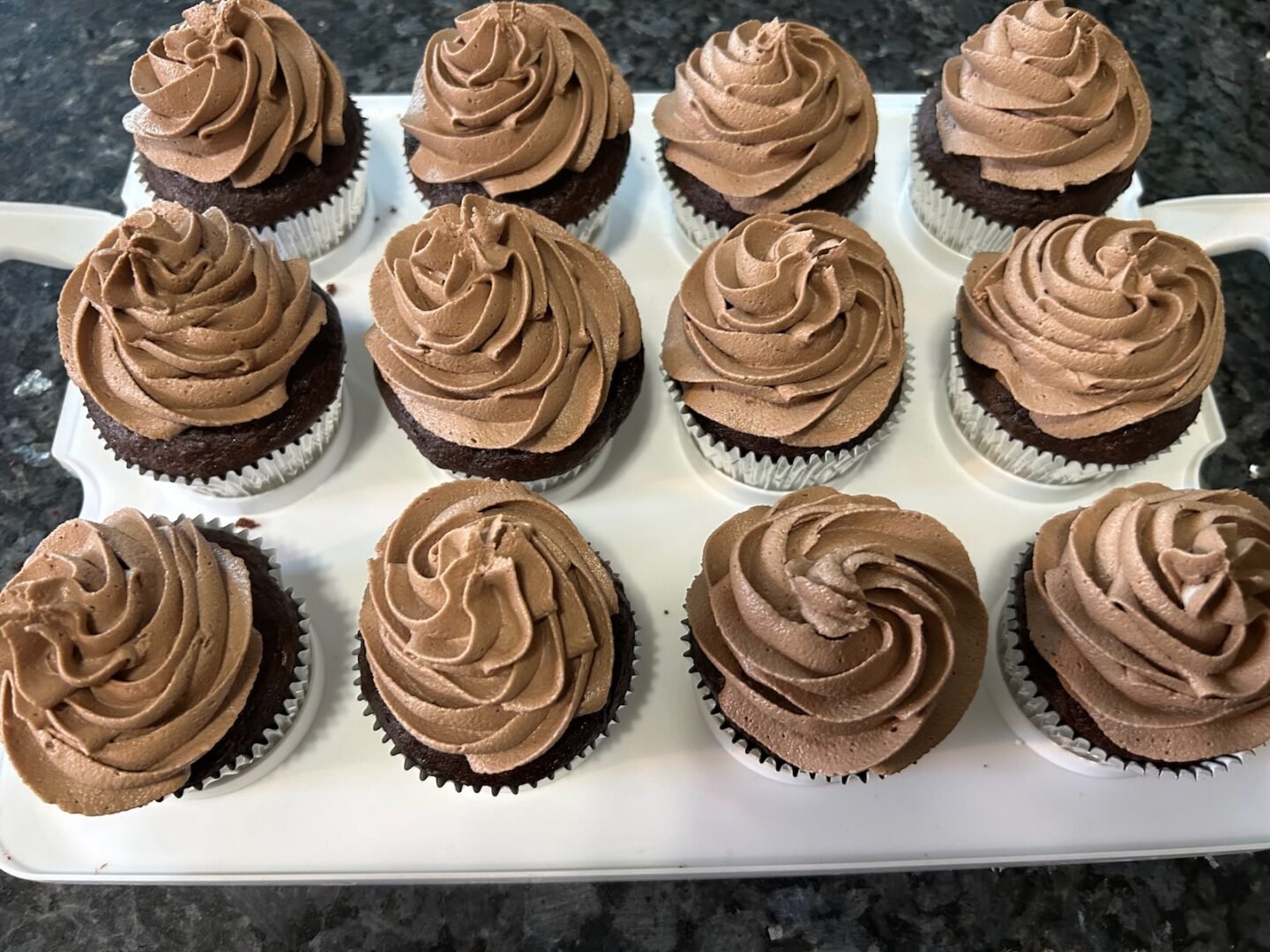 chocolate marshmallow fluff frosting