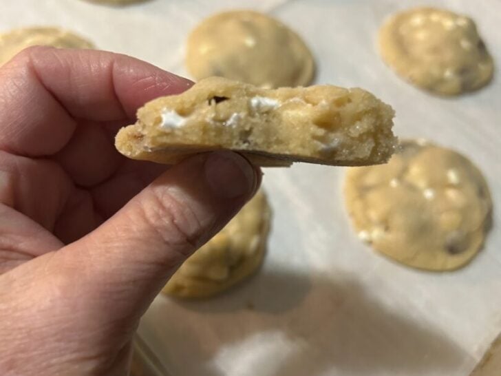 Mrs. Claus’ Marshmallow Meltaway Cookies