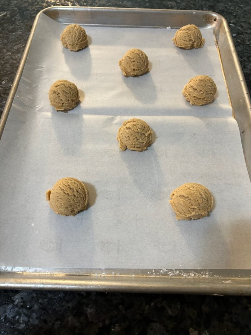 balls of fluffernutter cookie dough