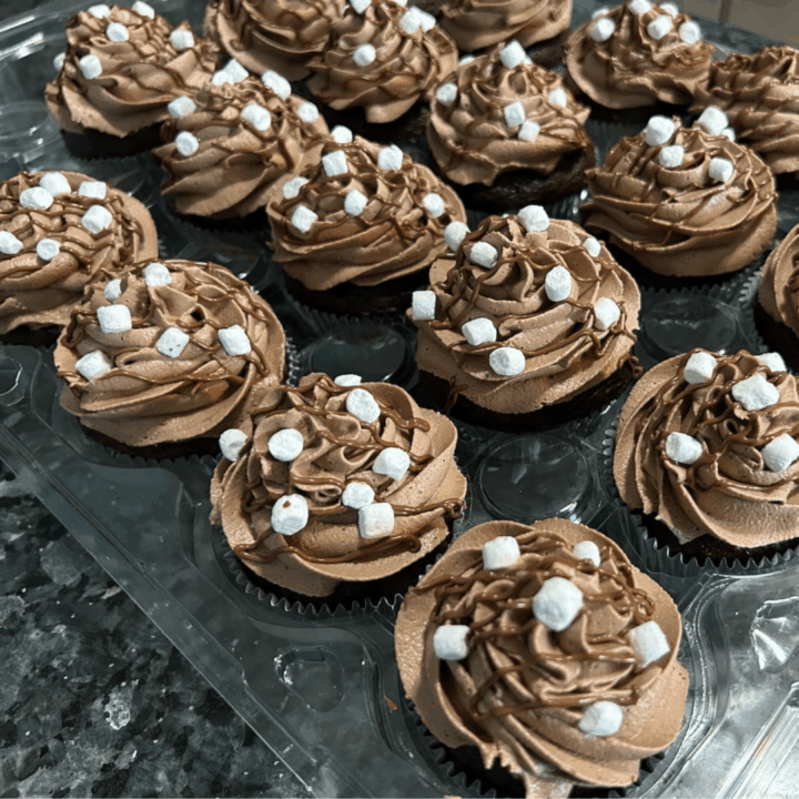 Hot Cocoa Cupcakes with Marshmallow Fluff Filling