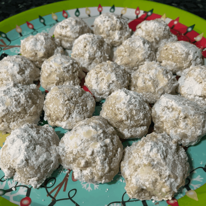 Snowball Cheesecake Cookies