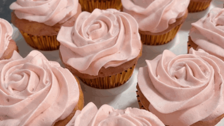 Image for Strawberry Dream Cupcakes