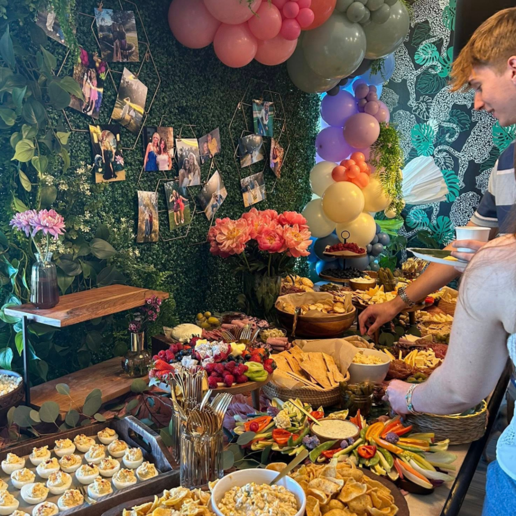 The Ultimate Guide to Graduation Cakes, Cookies & Party Food - Out of ...