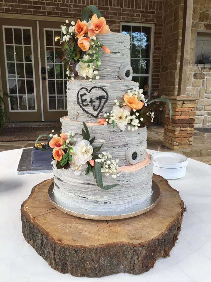 birch tree wedding cake