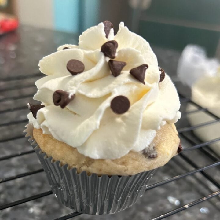 Easy Cannoli Cupcakes (Doctored Cake Mix Recipe)