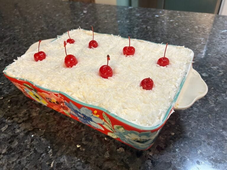 Hawaiian Poke Cake (Hawaiian Cream Cake Recipe)