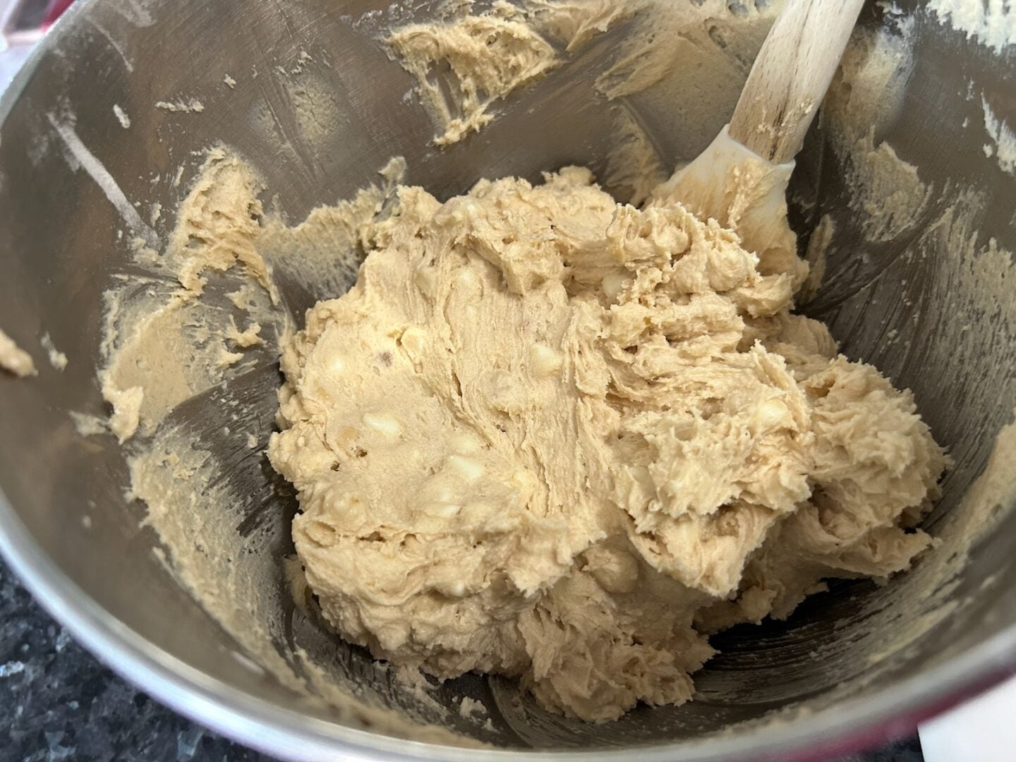 white chocolate macadamia nut cookie dough