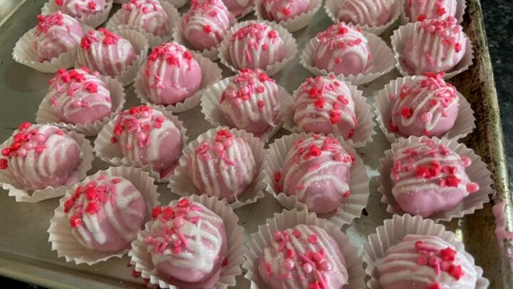 Image for Strawberry Cake Pops