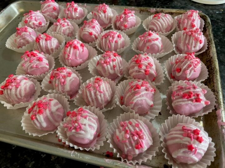 easy strawberry cake pops decorated and ready to serve