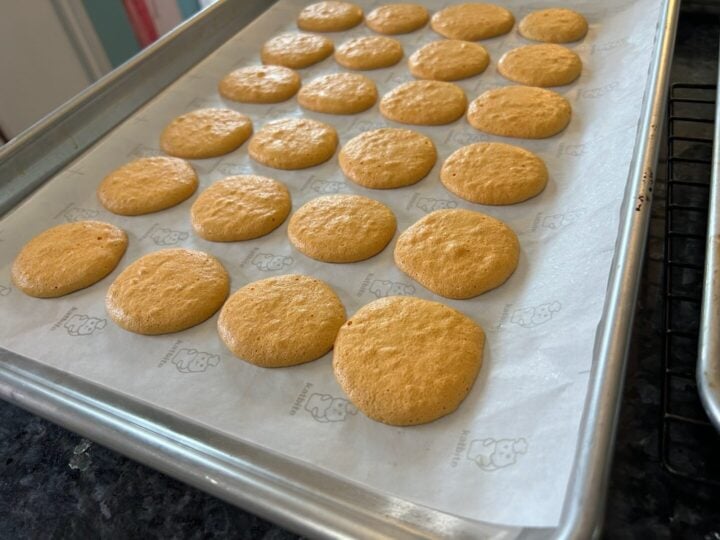 macarons fail! No feet!