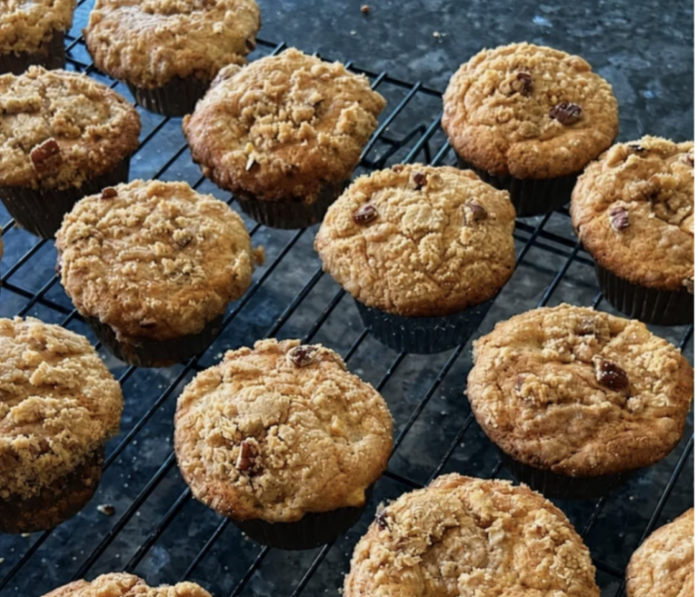 Brown Sugar Peach Cobbler Muffins