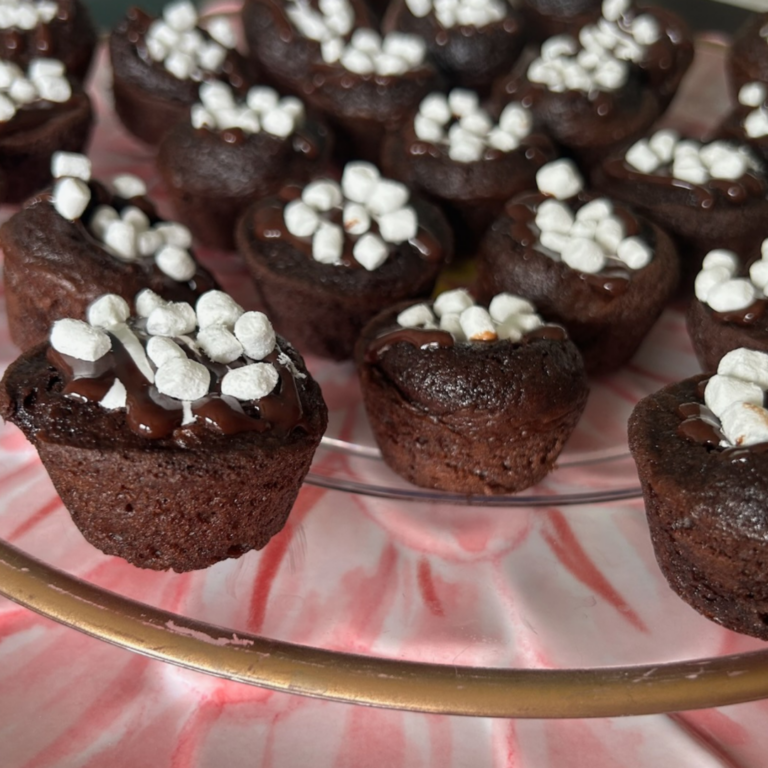 Hot Cocoa Cake Bites with Marshmallow Fluff Filling