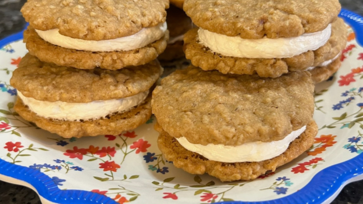 Image for Homemade Oatmeal Cream Pies