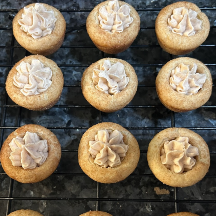 Snickerdoodle Cookie Cups with Cinnamon Marshmallow Filling
