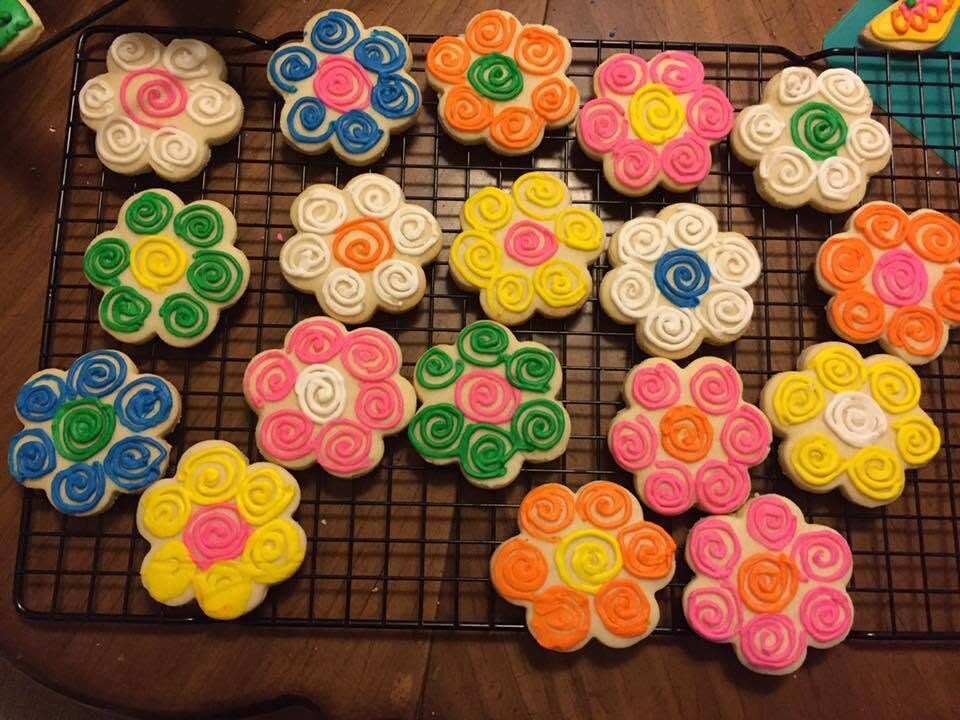 cinco de mayo flower cookies