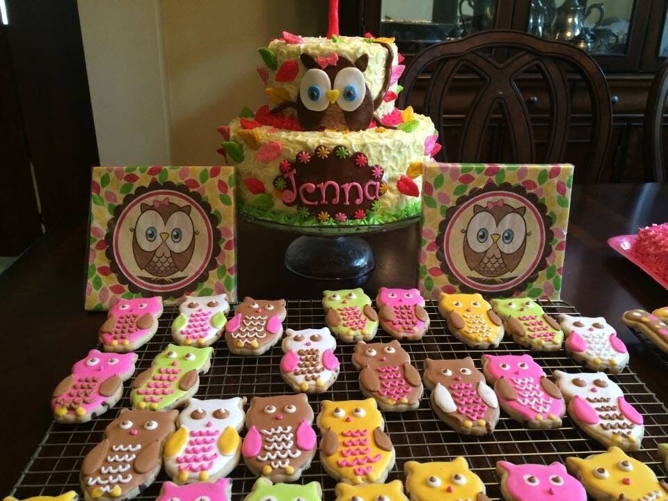 owl birthday cake and cookies