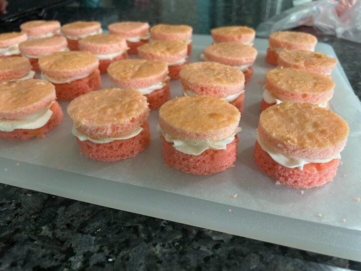 middle cake rounds added