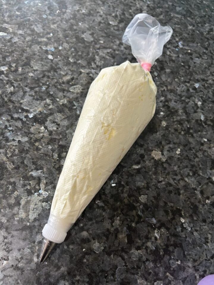 whipped cream in piping bag