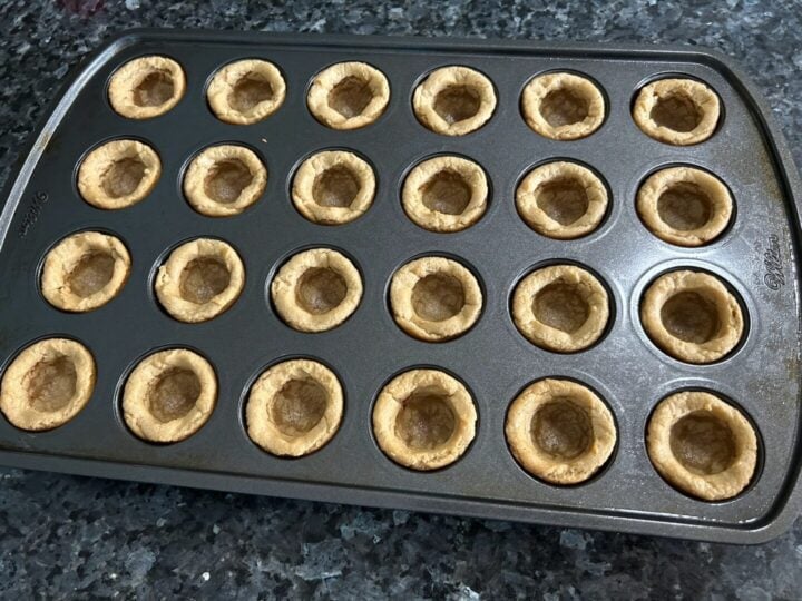 peanut butter cookie cups