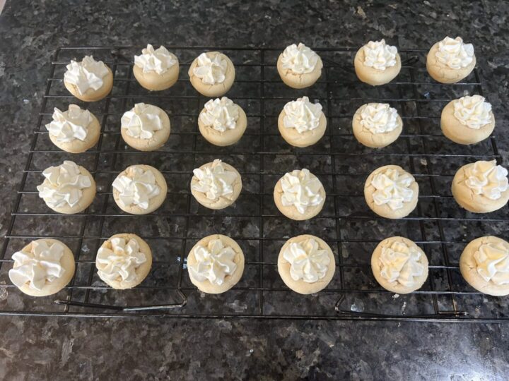 filled cookie cups