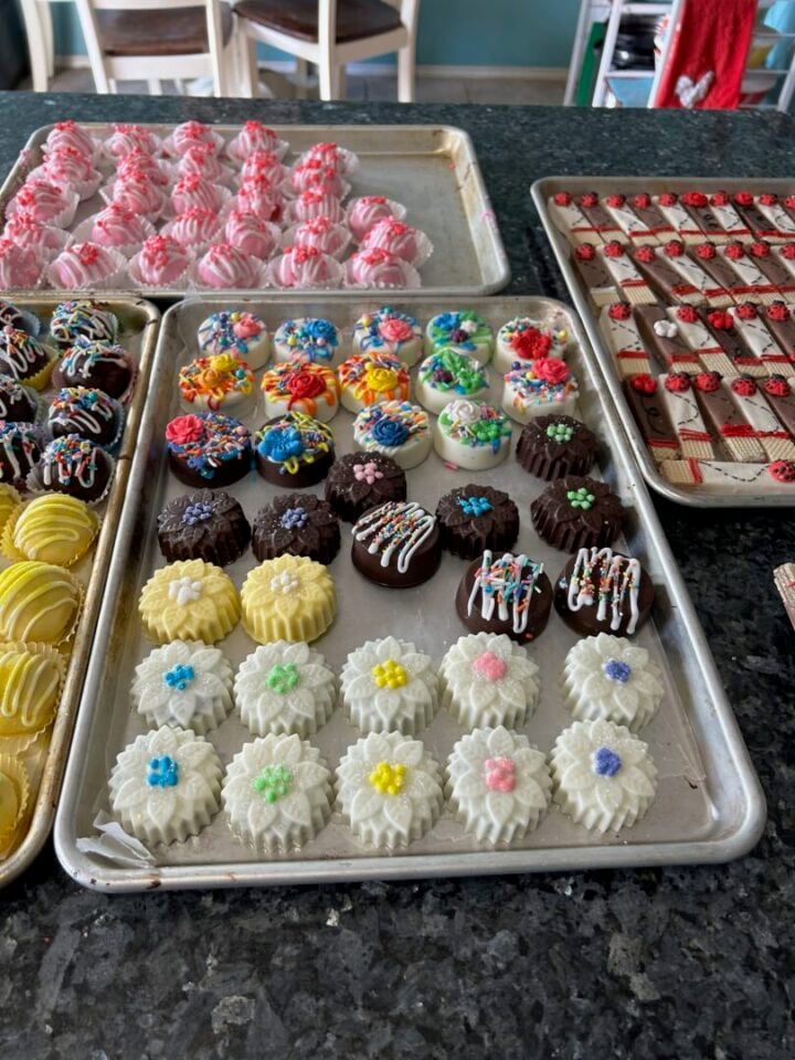 chocolate covered Oreos using a mold