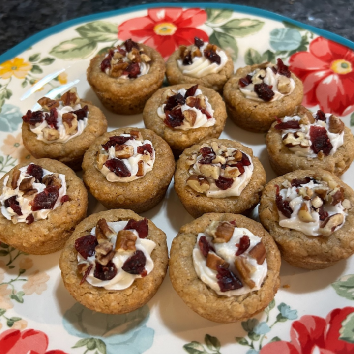 Oatmeal Cookie Cups with Marshmallow Filling