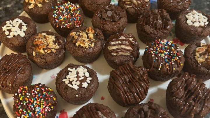 Image for How to Turn a Boxed Cake Mix into Cake Bites