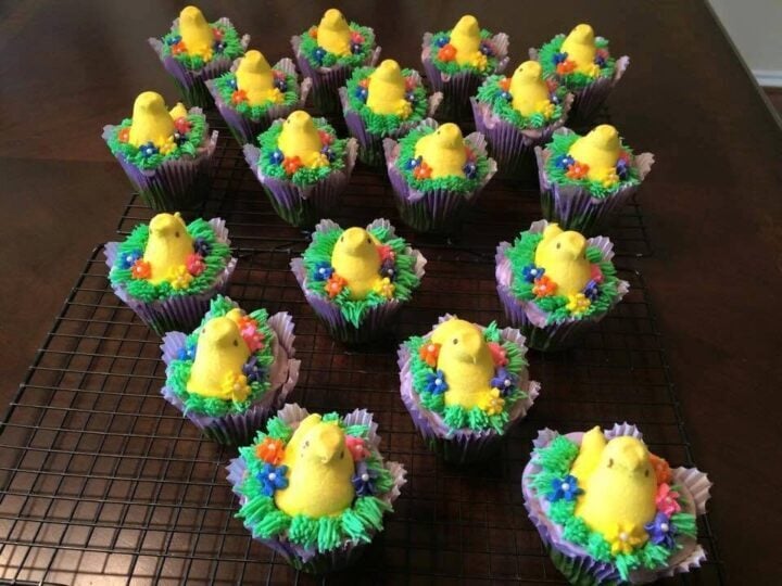 easter cupcakes